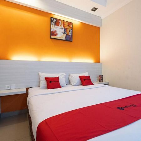 Reddoorz Plus @ Hotel Alden Makassar Dış mekan fotoğraf