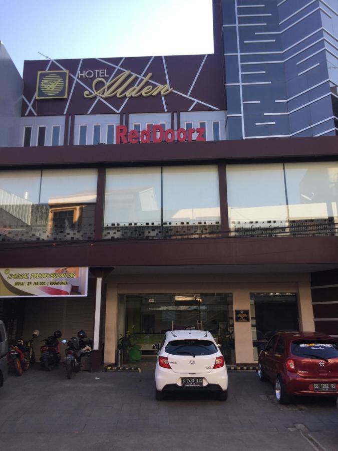 Reddoorz Plus @ Hotel Alden Makassar Dış mekan fotoğraf